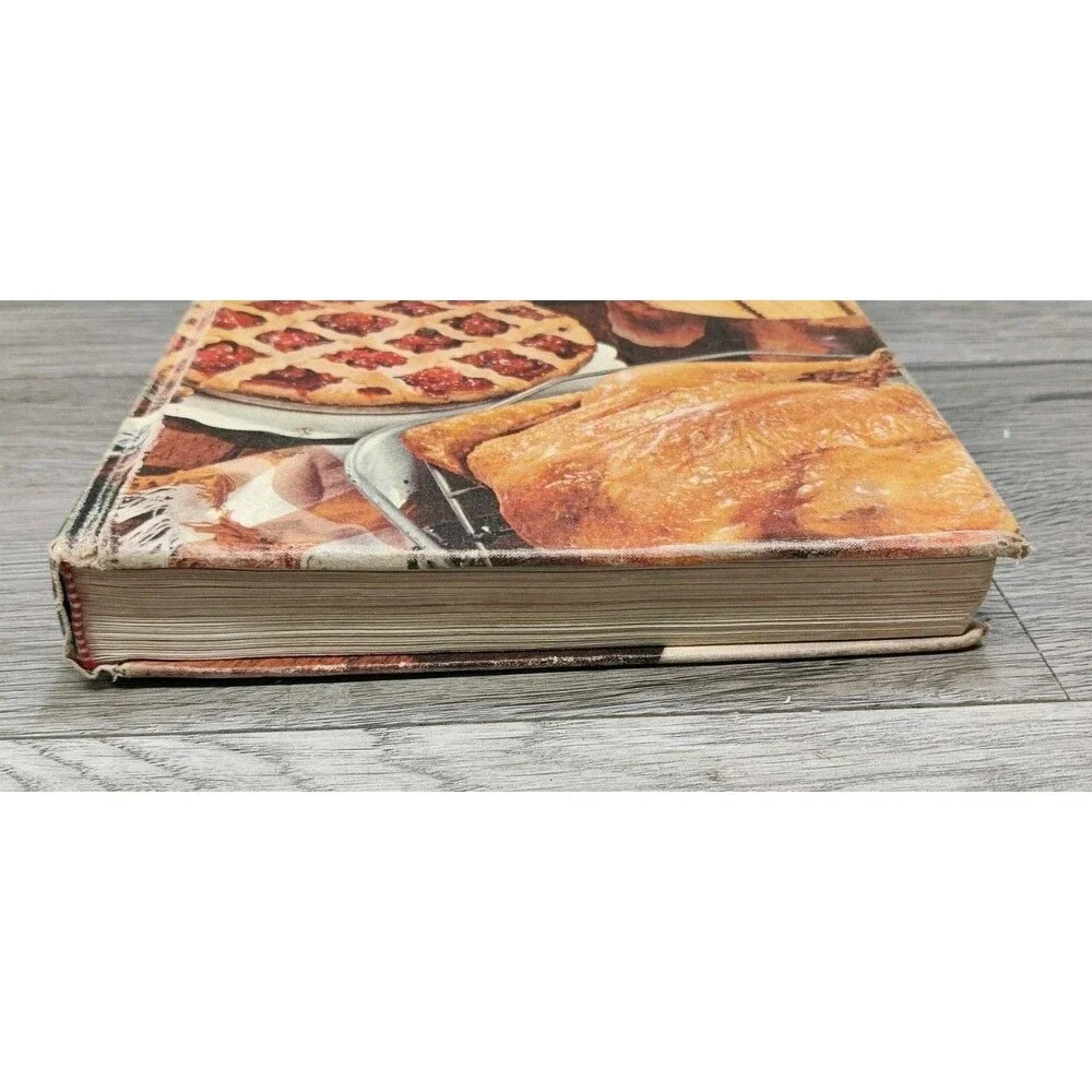 Betty Crocker's Picture Cook Book Revised Enlarged Second Edition 4th Print 1956